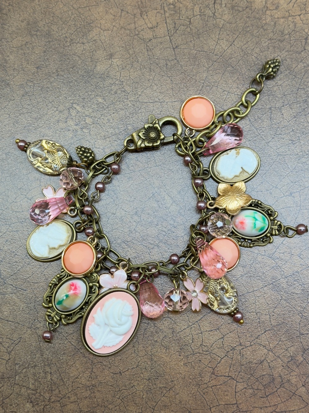 Vintage-Inspired Pink Cameo Charm Bracelet - Women Jewelry